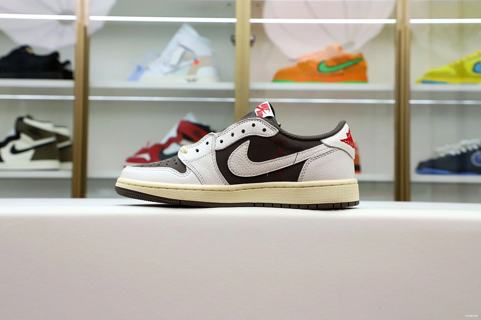 LOW OG SCOTT 1 AIR MOCHA REVERSE TRAVIS X JORDAN 0815